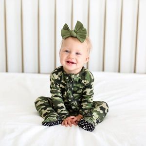 [Posh Peanut] Cadet Ruffle Footie